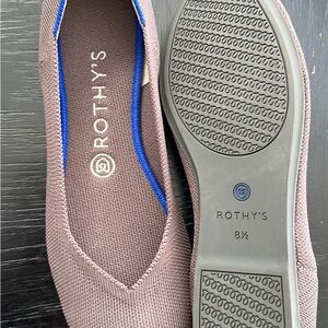 Rothy’s Round Toe Flats 8.5